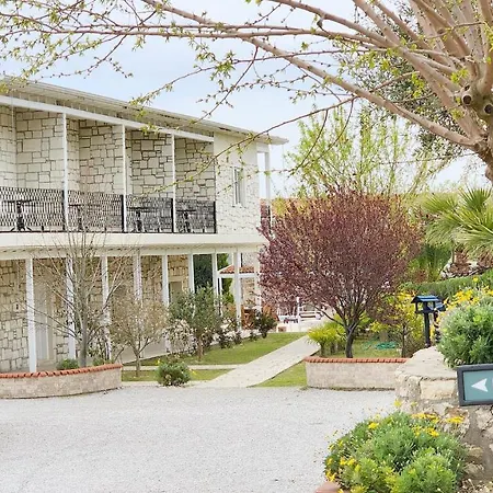 Naturla Gol Evi * Урла