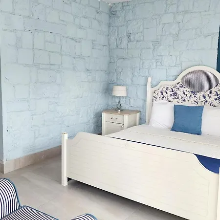 Naturla Göl Evi Otel *