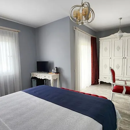 Naturla Gol Evi Урла