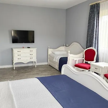 Naturla Gol Evi * Урла