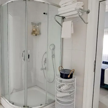 Naturla Göl Evi Otel Urla