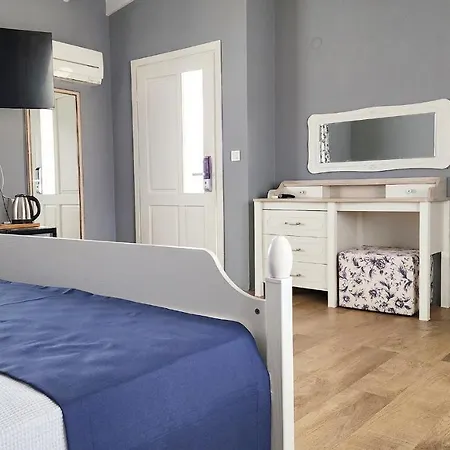 Naturla Göl Evi Urla