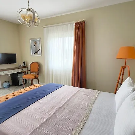 Hotell Naturla Göl Evi Urla