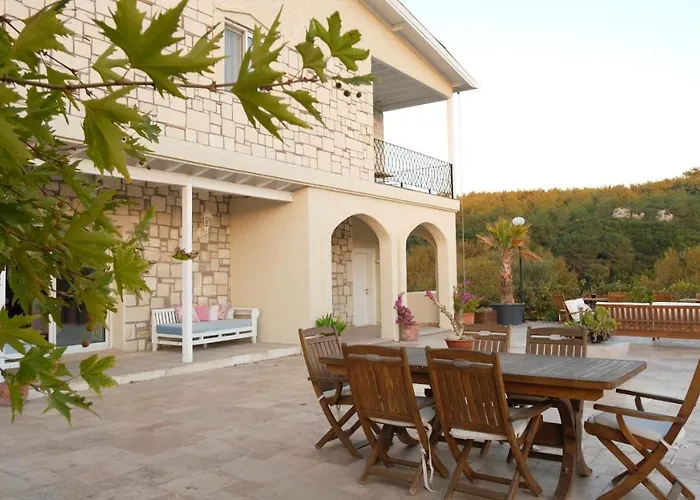 Naturla Göl Evi Urla