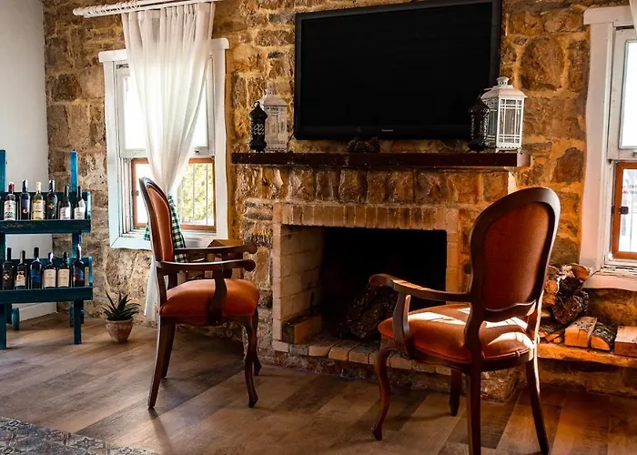 Hotel Naturla Göl Evi Urla