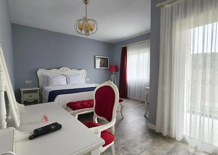 Naturla Göl Evi Urla