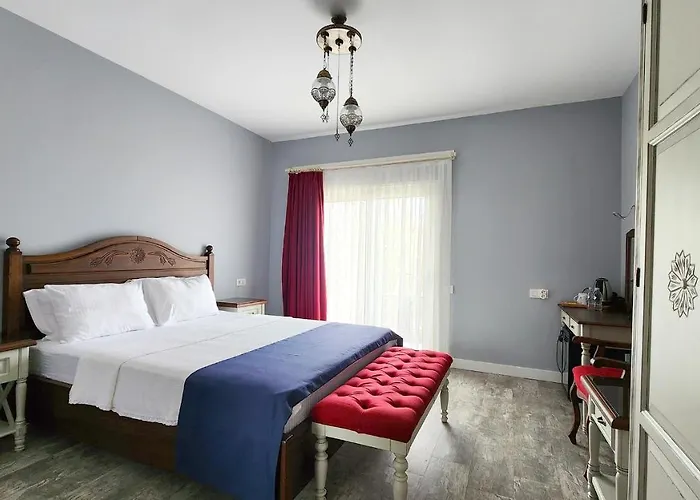 Naturla Göl Evi Hotel *