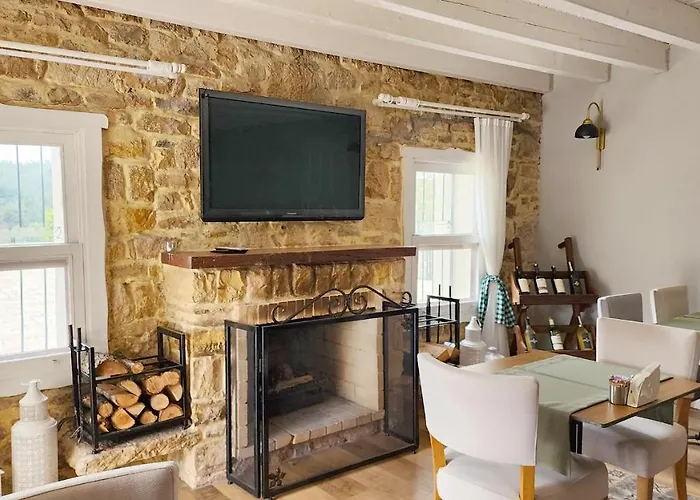 Hotel Naturla Göl Evi