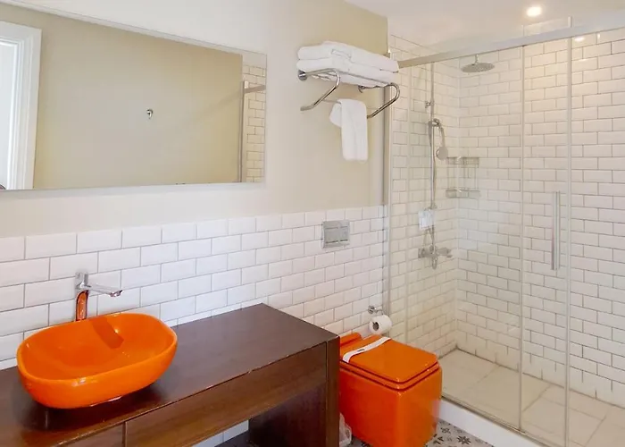 Naturla Göl Evi Hotel